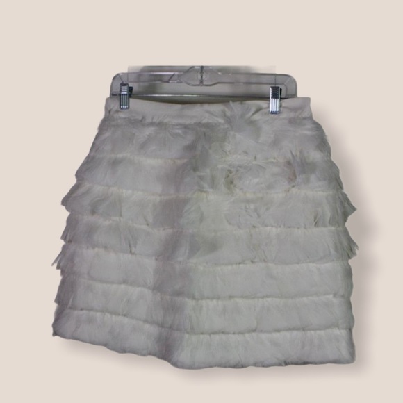 NWT Designer Women’s Club Monoco White Feather Ruffle Skirt Original $119 - Picture 4 of 16